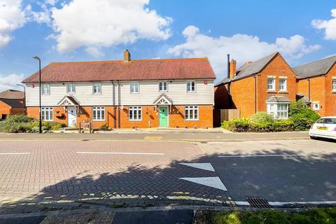 4 bedroom semi-detached house for sale, Rowan Way, Angmering, West Sussex