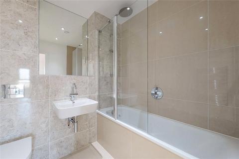 2 bedroom flat to rent, 139 Leven Road, London E14