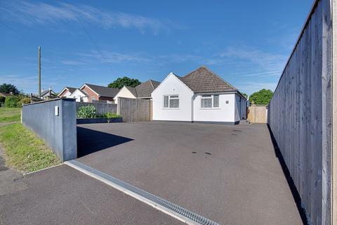 3 bedroom detached bungalow for sale, Draper Road, Bournemouth BH11