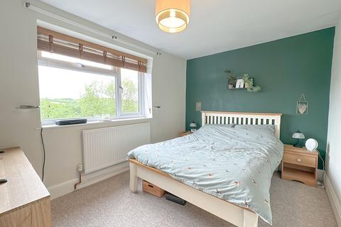 35 Bath Road, Newcastle, ST5 6QX