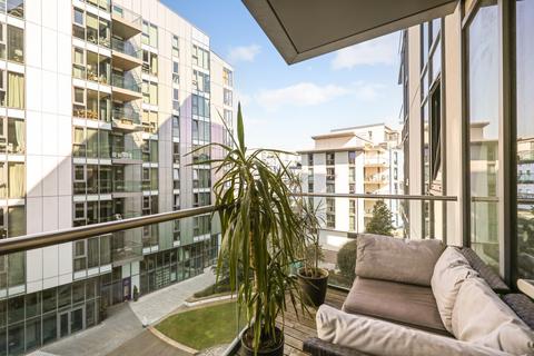 Eastfields Avenue, Putney, London, SW18