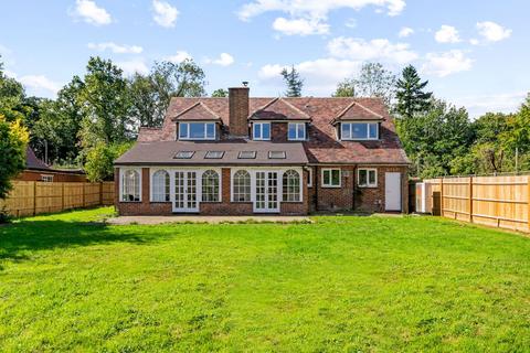 4 bedroom detached house for sale, Lonesome Lane, Reigate RH2