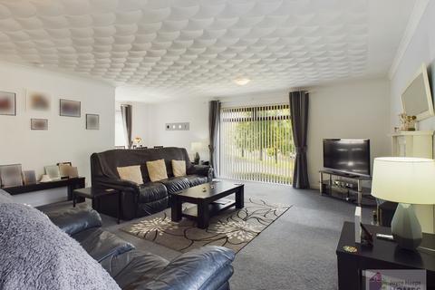 4 bedroom detached bungalow for sale, Gardenhall, East Kilbride G75