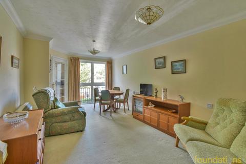 1 bedroom retirement property for sale, Cooden Drive, Bexhill-on-Sea, TN39