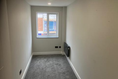 2 bedroom apartment to rent, High Street, 96 High Street, Bromsgrove