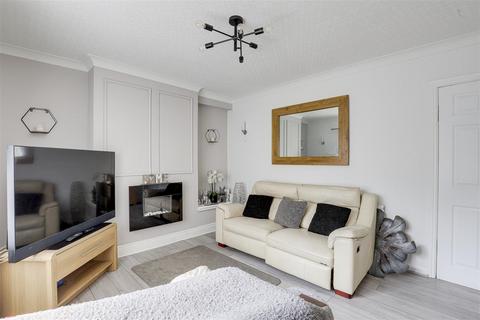 2 bedroom semi-detached house for sale, Mellors Road, Arnold NG5