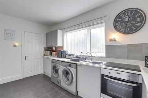 2 bedroom semi-detached house for sale, Mellors Road, Arnold NG5