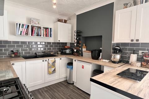 6 College View, Llandovery, SA20 0BD
