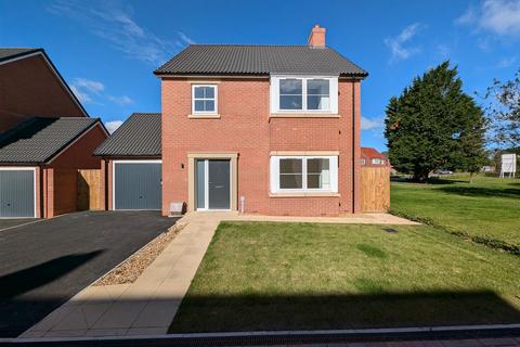 4 bedroom detached house for sale, Grange Way, Gristhorpe