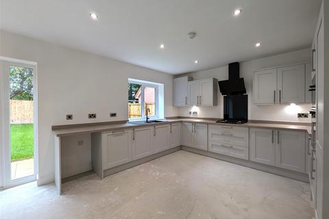 4 bedroom detached house for sale, Grange Way, Gristhorpe, Filey