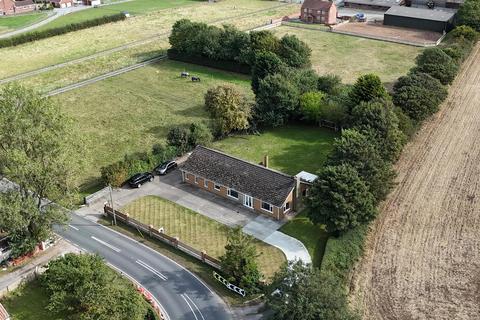 4 bedroom detached bungalow for sale, Whites Close Lane, Lelley