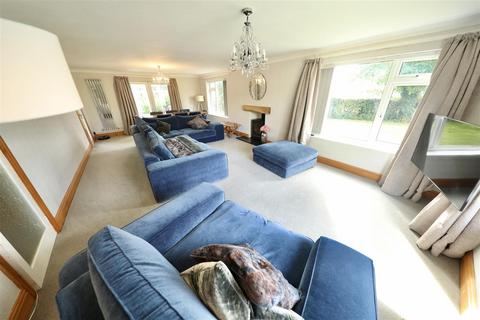 4 bedroom detached bungalow for sale, Whites Close Lane, Lelley