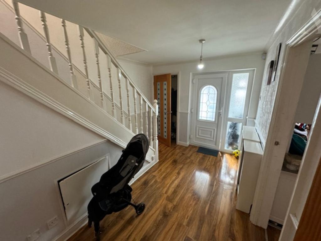 Manor gardens hallway