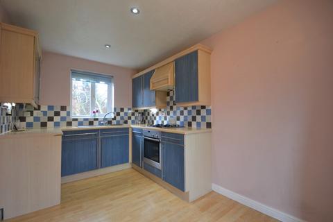 2 bedroom end of terrace house to rent, Sittingbourne ME10