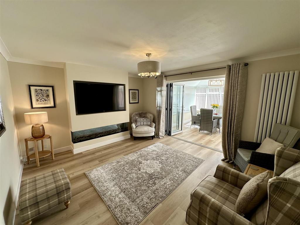 Stansted Grove, Middleton St. 4 bed detached house for sale