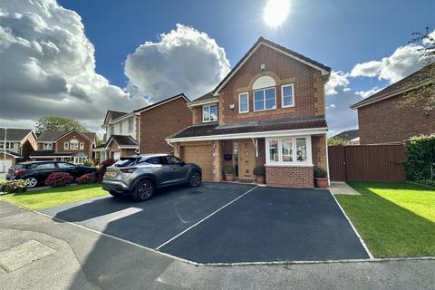 4 bedroom detached house for sale, Stansted Grove, Middleton St. George, Darlington