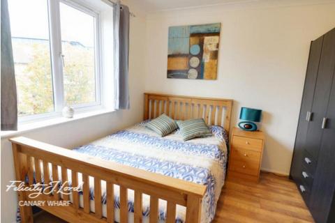 2 bedroom apartment to rent, Ironmongers Place, London