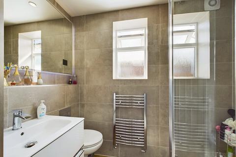 22 Linden Road, Gloucester, GL1 5HD