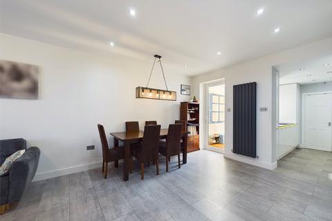 22 Linden Road, Gloucester, GL1 5HD