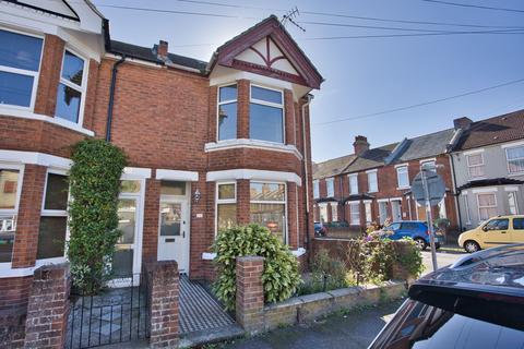 3 bedroom end of terrace house for sale, St. Winifred Road, Folkestone, CT19