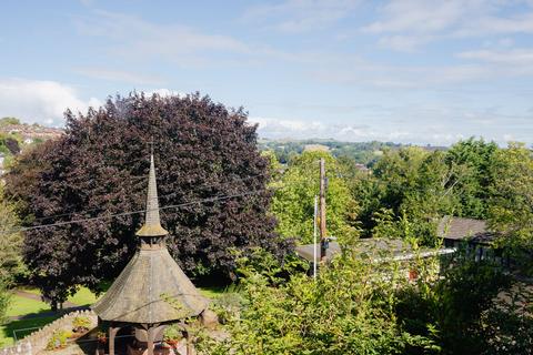 2 bedroom terraced house for sale, Park Street, Crediton, EX17