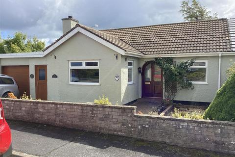 2 bedroom semi-detached bungalow for sale, Craig Y Don Estate, Benllech, Tyn-Y-Gongl