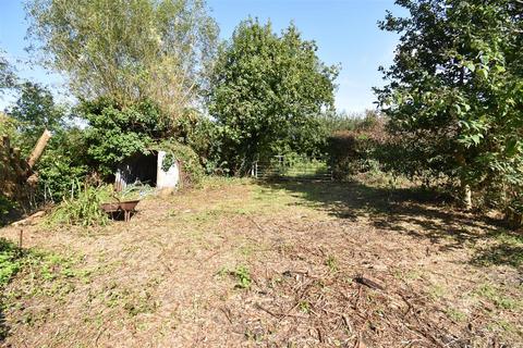 Land for sale, Plot of Land, The Common, Olveston