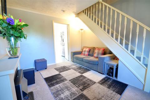 3 Engalee, East Grinstead, RH19 1FE