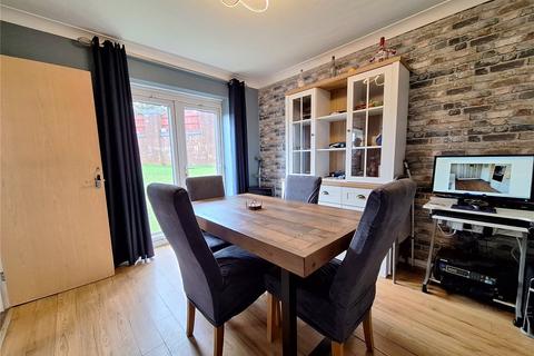 7 Oakley Drive, Oldham, OL1 4TR