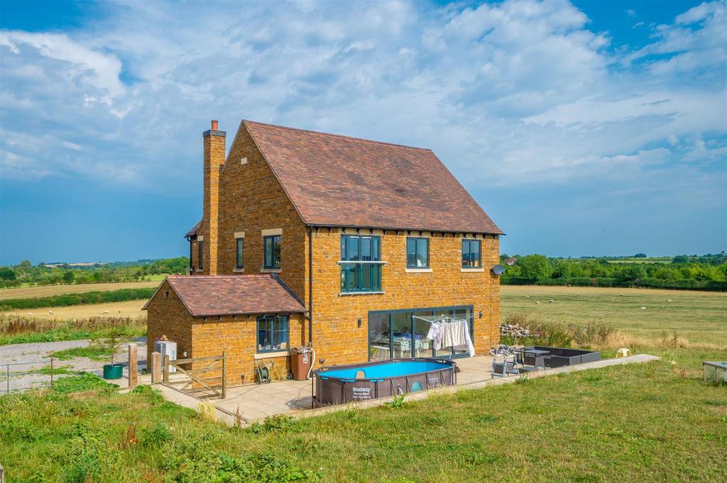 Exterior (Wagtail Farmhouse)