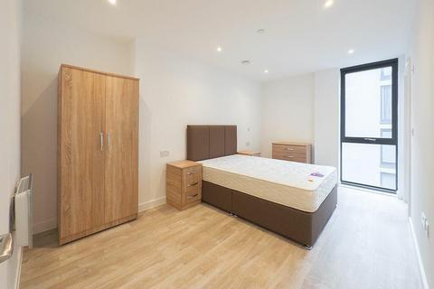 2 bedroom flat to rent, 55 Queen Street, Salford M3