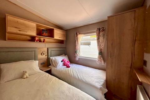 2 bedroom static caravan for sale, Birchington Vale Holiday Park, , Shottendane Road CT7