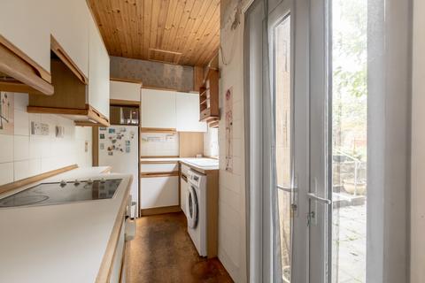 40 Morningside Drive, Edinburgh, EH10 5LZ