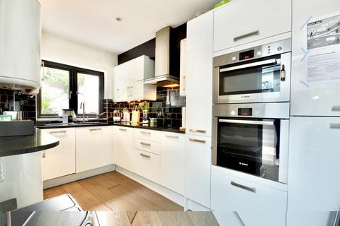 2 bedroom terraced house for sale, Summers Row, North Finchley