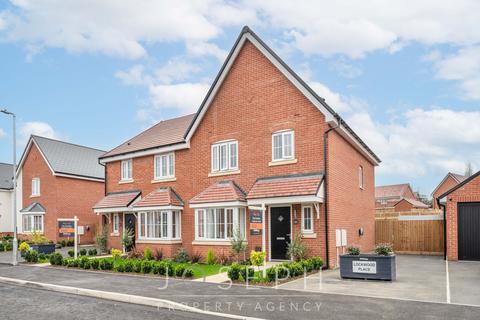 3 bedroom semi-detached house for sale, Bronze Barrow Way, Bramford, IP8