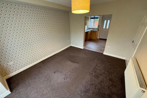 2 bedroom semi-detached house to rent, Anchorage Crescent, Sprotborough