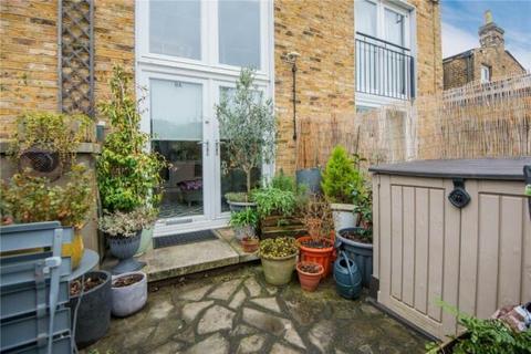 1 bedroom terraced house to rent, Sheendale Road,  Richmond,  TW9