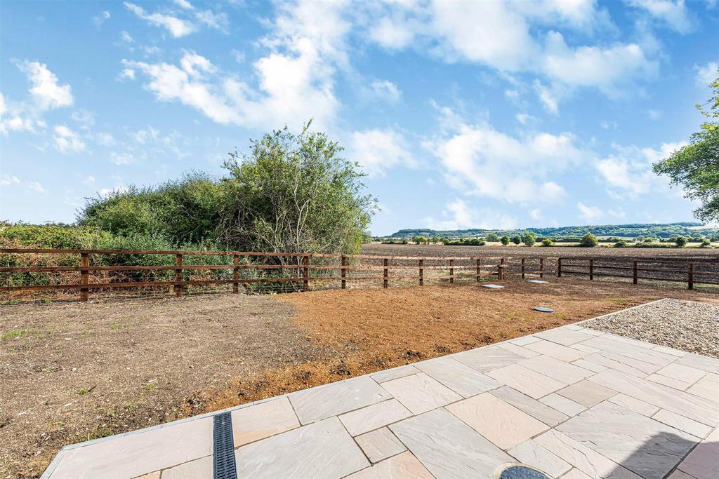 Patio Area &amp; Garden