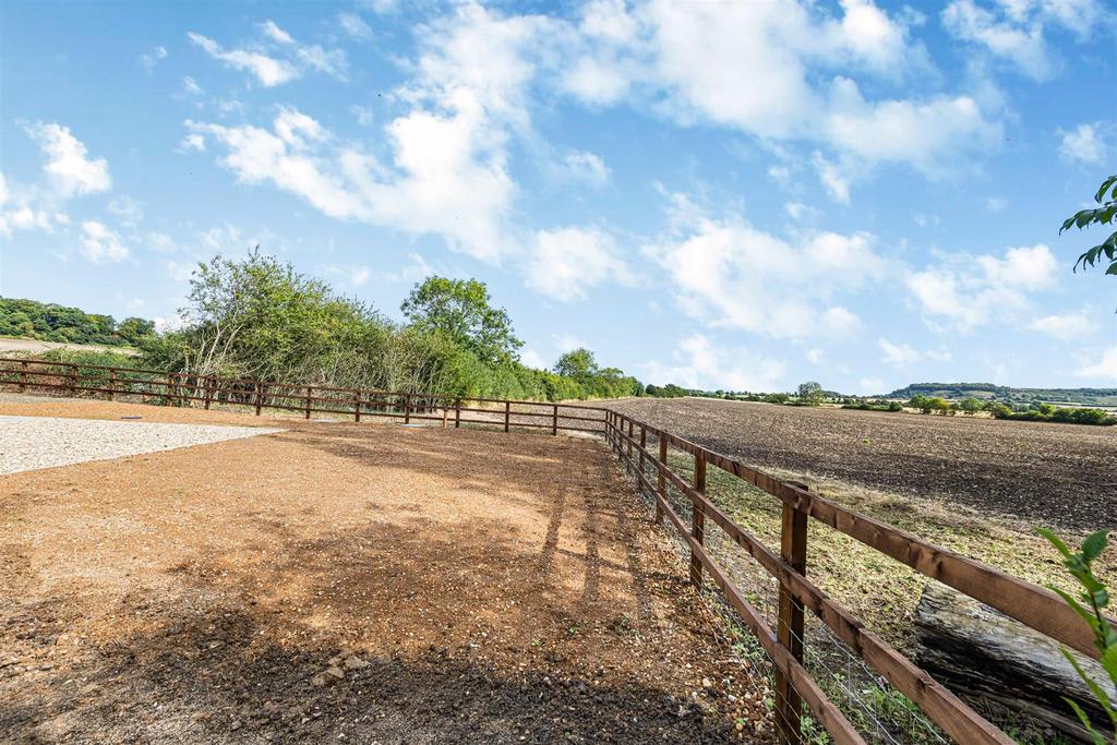 Garden &amp; Open Field Views