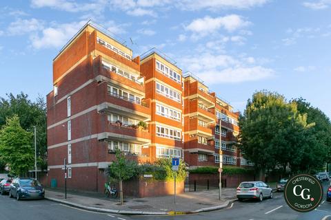 1 bedroom flat for sale, Bullen Street, London SW11