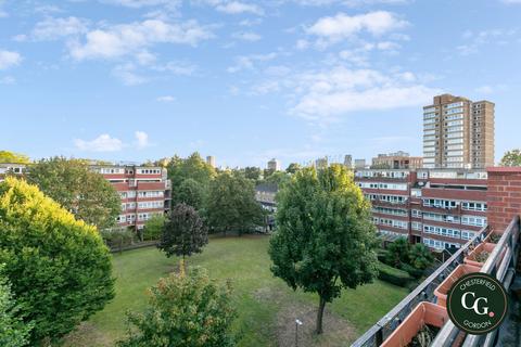 1 bedroom flat for sale, Bullen Street, London SW11