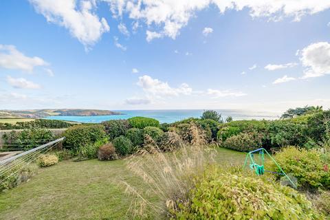 3 bedroom detached bungalow to rent, Spring Road, Plymouth PL9