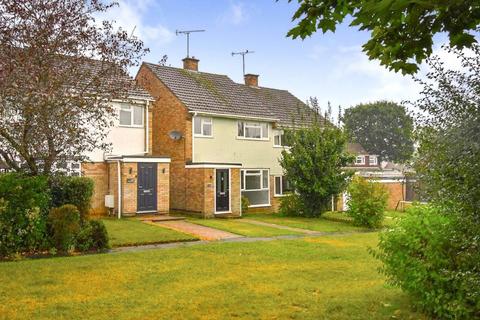 3 bedroom semi-detached house to rent, Bartons Drive, Hampshire GU46