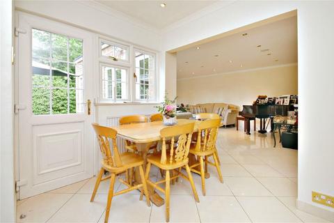 4 bedroom detached house for sale, Lamorna Close, Radlett, Hertfordshire, WD7