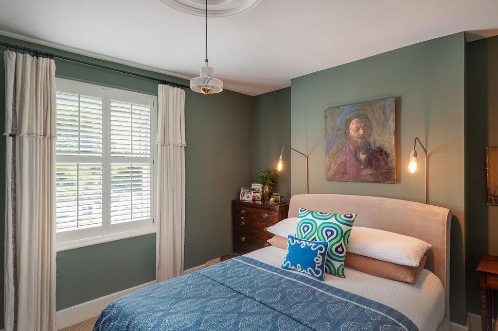 Flag Cottage, Dartmouth, Bedroom 1