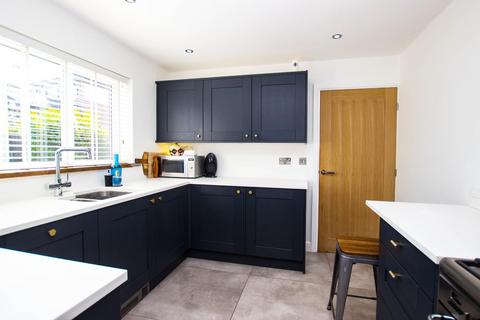14 Cumberland Close, Darwen, BB3 2TR