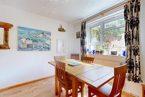 3 bedroom semi-detached house for sale, Harbour View Road, Portland