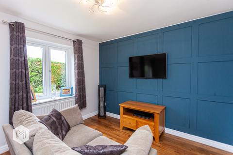 11 Wadebridge Drive, Bury, BL8 2NN