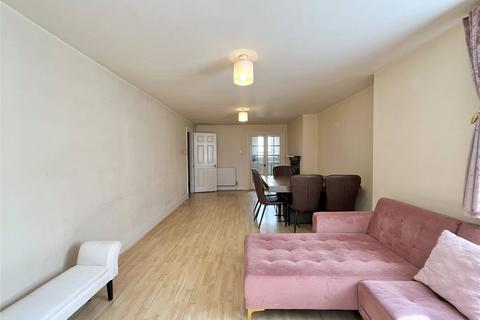 3 bedroom apartment to rent, Mattock Lane, Ealing, London, W5