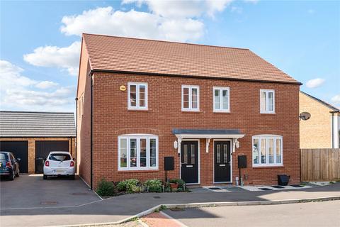 3 bedroom semi-detached house for sale, Kestrel Crescent, Witney, Oxfordshire